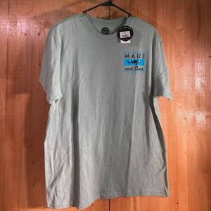 MAUI & SONS Large L Lrg Shark Logo Mens T-Shirt Tee Shirt Sage Green